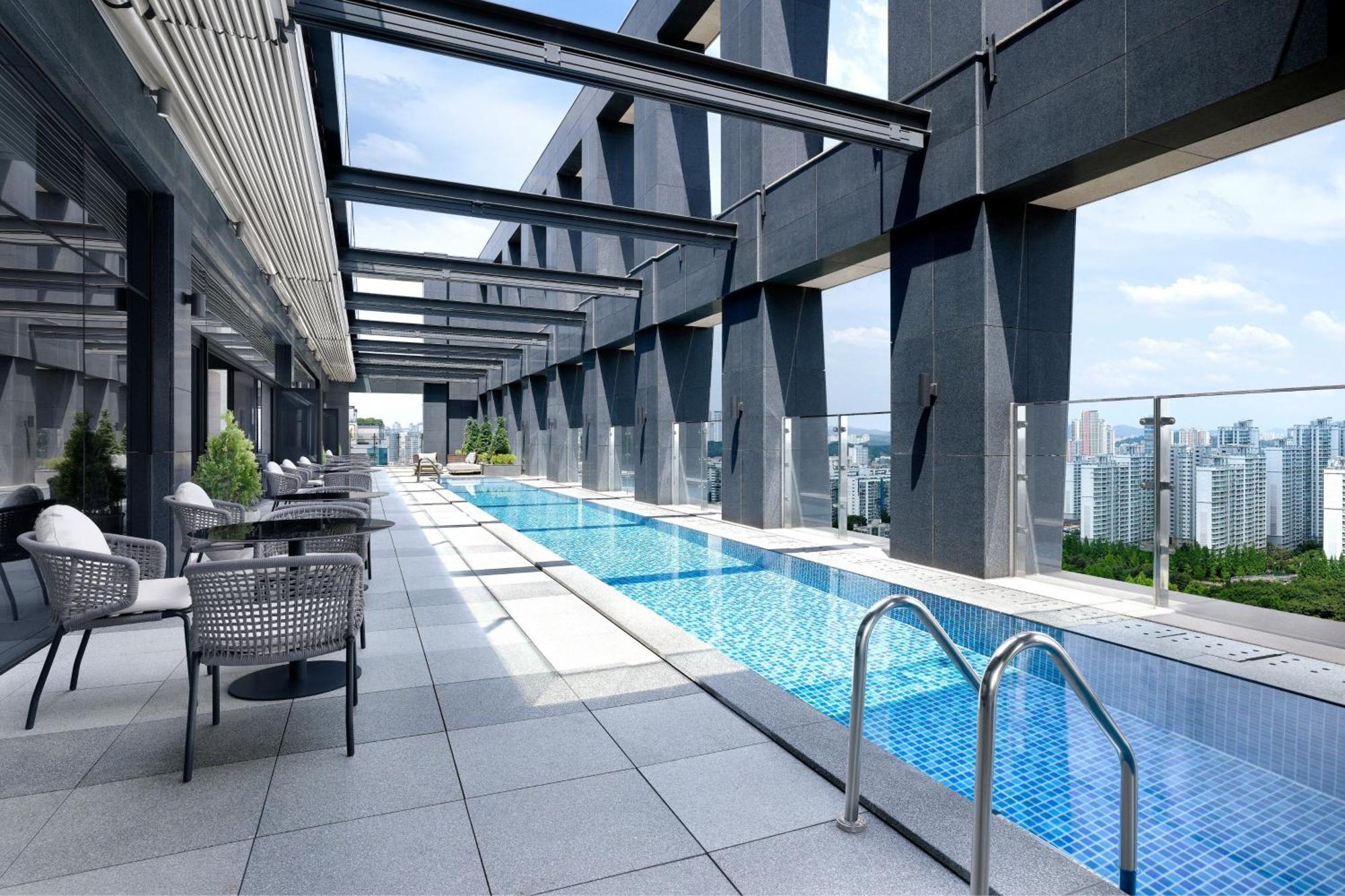 Four Points By Sheraton Suwon Exterior foto