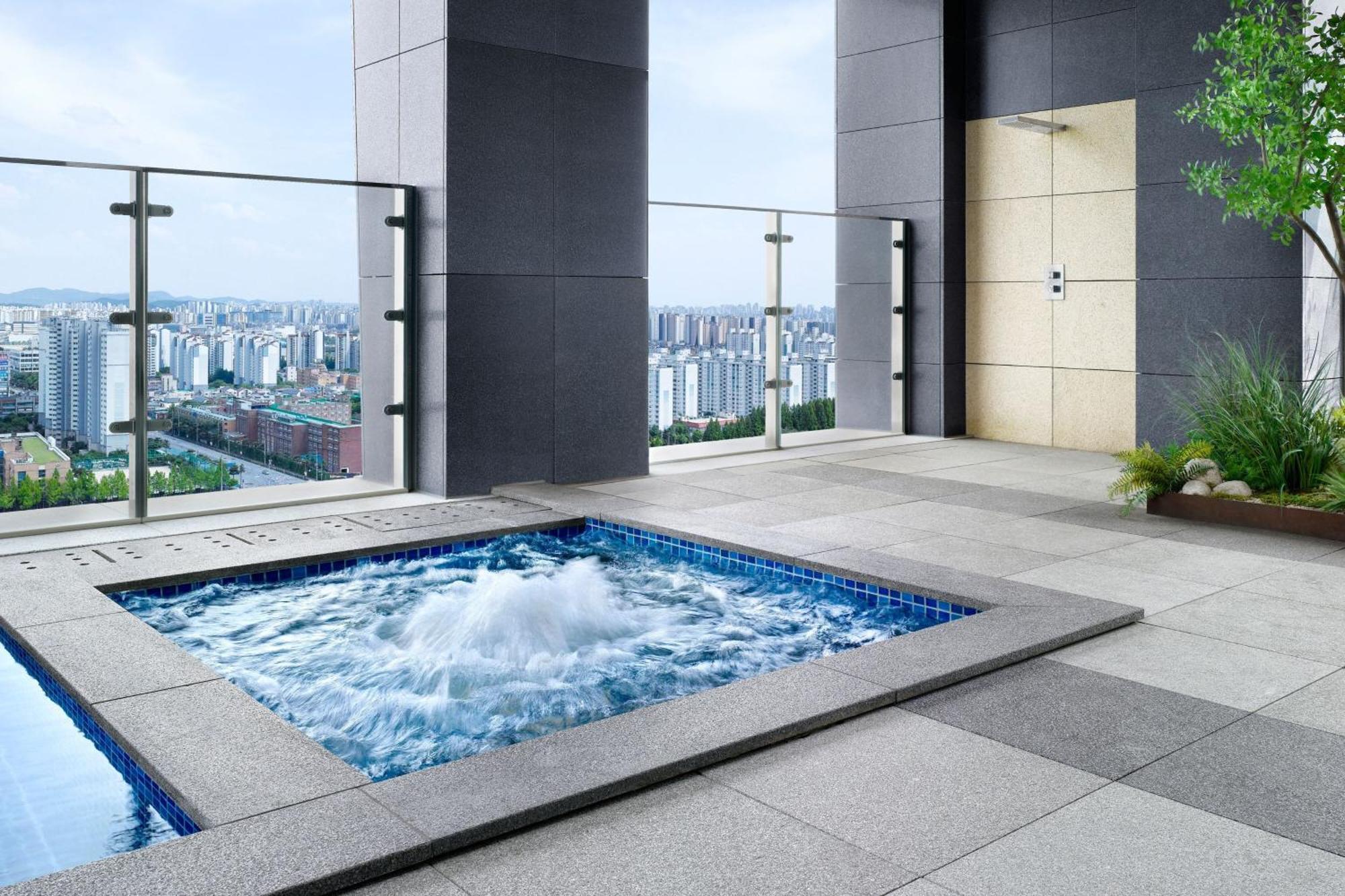 Four Points By Sheraton Suwon Exterior foto